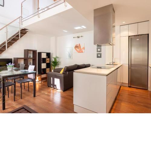 LU&CIA DUPLEX City Center