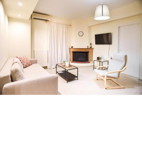 Lucky's Homes - Lavender Seaside Retreat