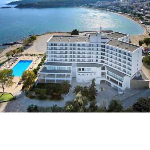 Lucy Hotel