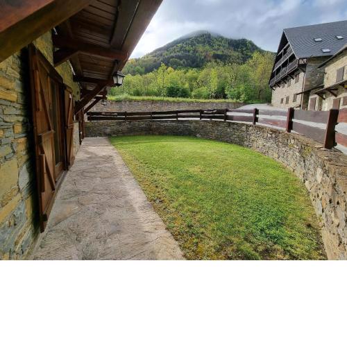 Luderna - Apartamento con jardín Crabera