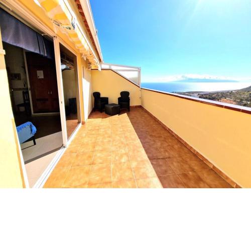 Luis Estudio Adeje Tenerife Sur
