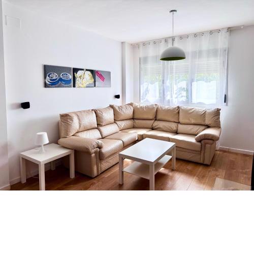 Luminoso Apartamento a 10 minutos de Granada con Piscina