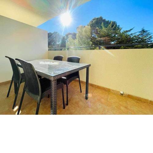 Luminoso apartamento en la costa