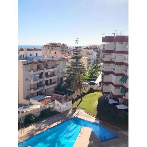 Luminoso apartamento Playa Torrecilla. Con Piscina