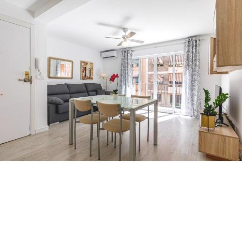 Luminoso y acogedor apartamento con AC