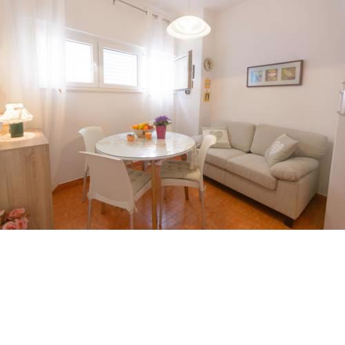 Luminous Apartment "Ljubica"