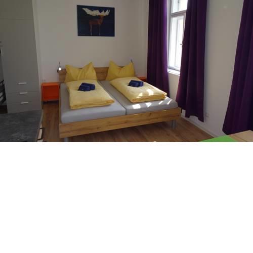 Luna Apartments