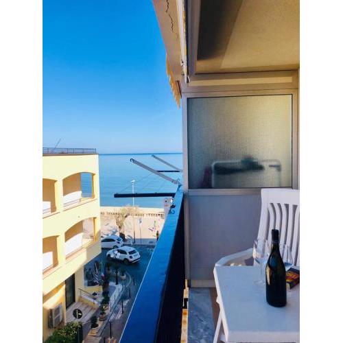 Lungomare Apartment