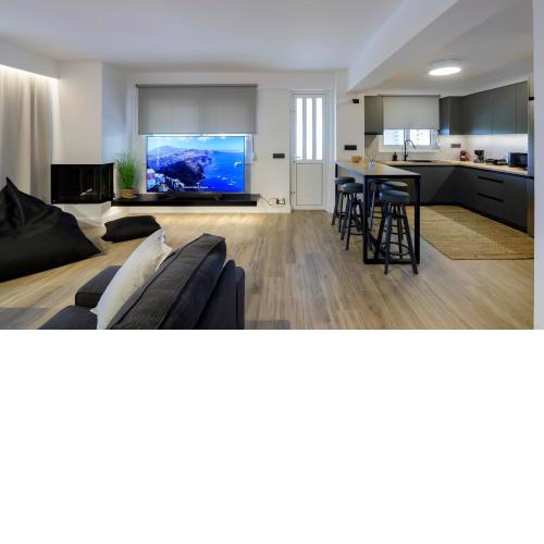 Lush 3bed maisonette flat close to the beach