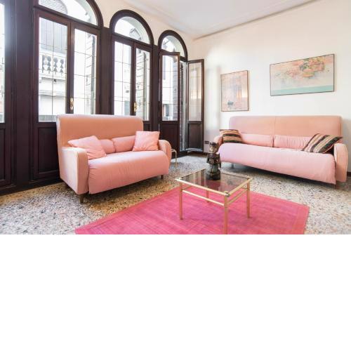 Lustraferi Apartment