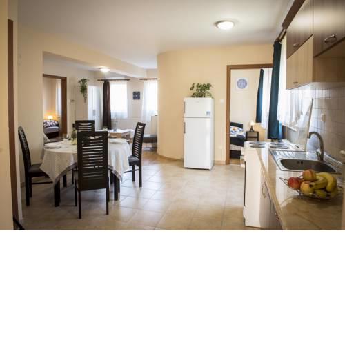 LUX APARTMAN