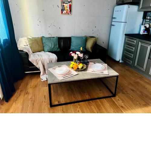 Lux Apartment Near Paradise Mall & Metro Station