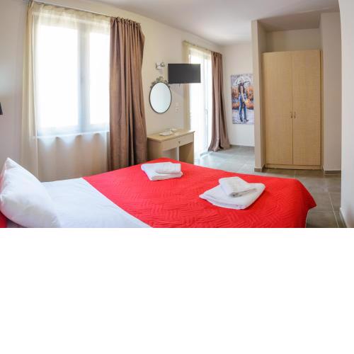 LUX Hotel