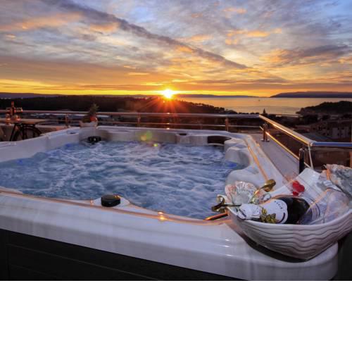 Lux penthouse with beautiful sea and island view 6 + 2