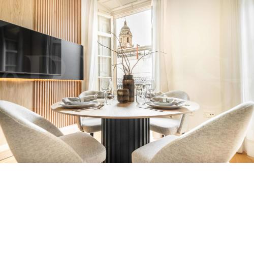 Luxe apartment in the Historic Center