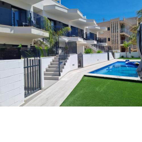 Luxe nieuwbouw appartement op 50m van de zee