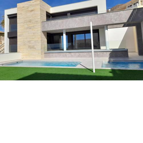 Luxe Villa Cometa
