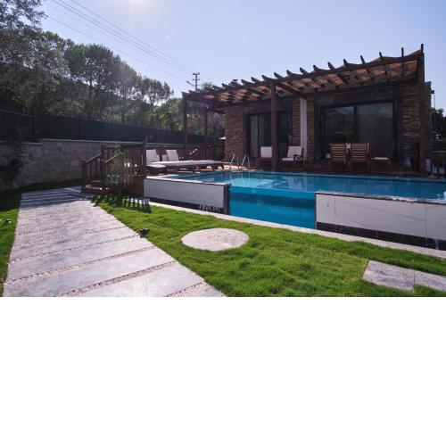 Luxe Villa Nature Life 1
