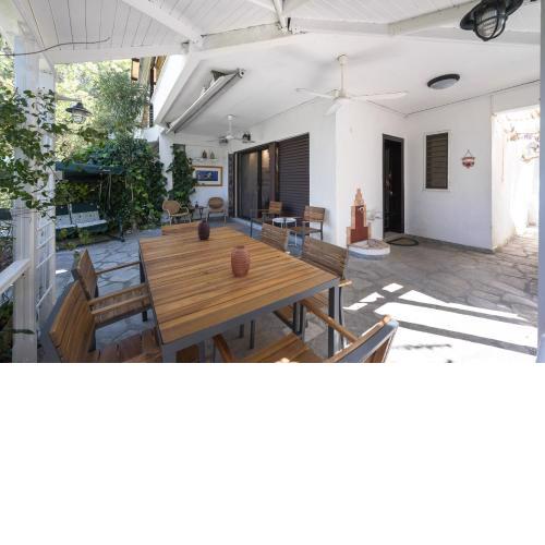 #Luxlikehome Margi Summer House