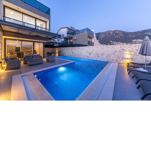 Luxurios Private Summerhouse by Renovu