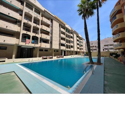 Luxurious 2 Bed Central Penthouse Atico