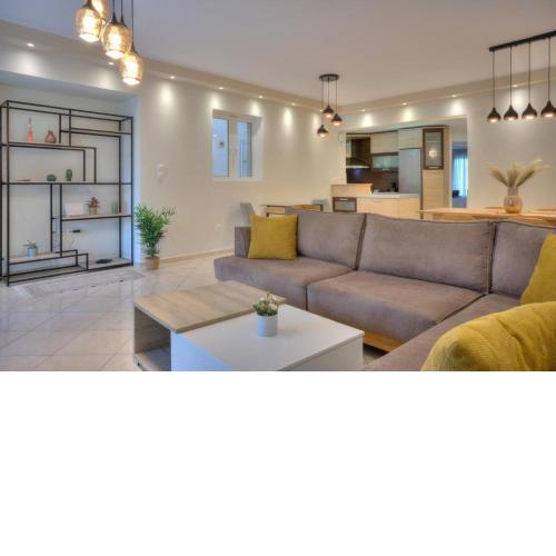 Luxurious 2-bedroom 100m2 Apartment in Elliniko