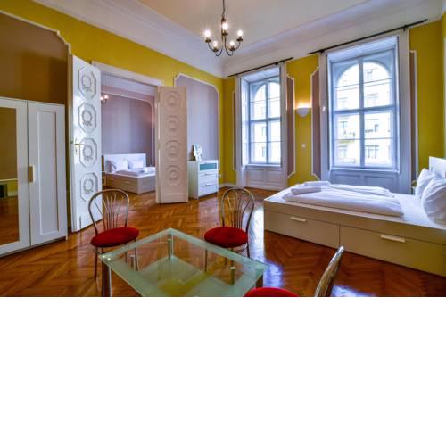 Luxurious 2-bedroom Suite