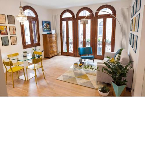 luxurious and quiet apartment in the lively heart of Venice