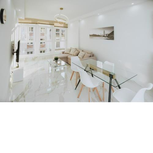 Luxurious apt at the city center