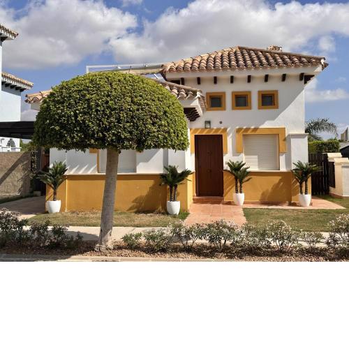 Luxurious Frontline Golf Villa on Mar Menor Golf