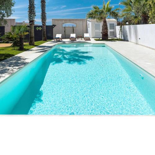 Luxurious Holiday Home in Marsala with Pool