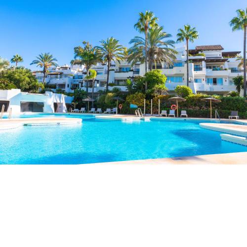 Luxurious penthouse in Ventura del Mar Puerto Banus