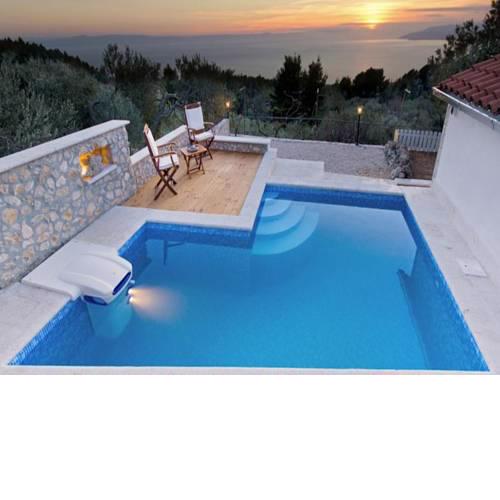 Luxurious Villa in Veliko Brdo with Swimming Pool