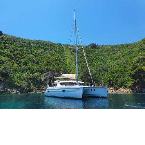 Luxurious yachthouse