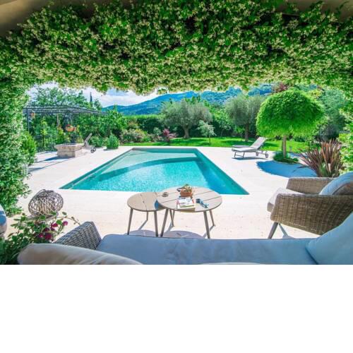 Luxuriously furnished 4 Studio apartment for 3 people in villa Arta in Lovran