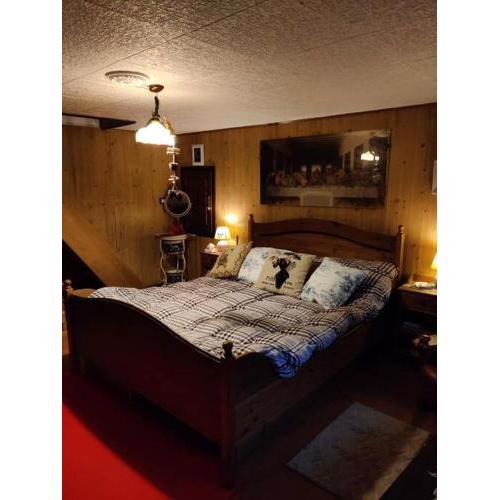 Luxury - Chalet in pietra con giardino