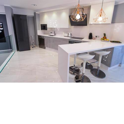 Luxury 2 bedroom apartment in Los Cristianos