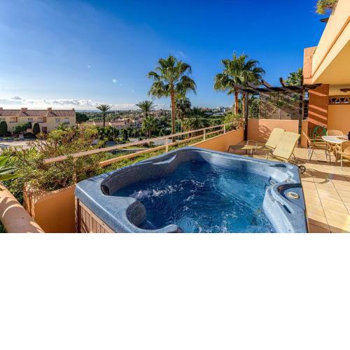 Luxury 2BR Sea View Condo A6 by Rafleys