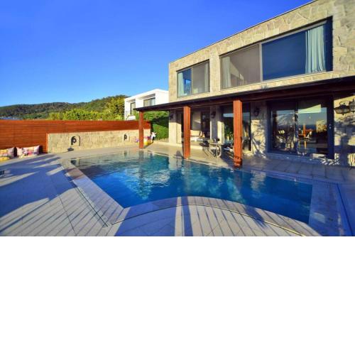 Luxury 3 Br Villa W Private Pool In Yalikavak