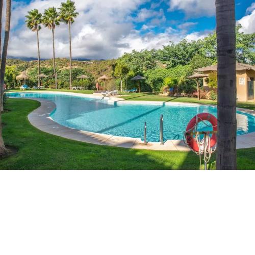 Luxury 3bdr apartment in New Golden Mile, Marbella Estepona