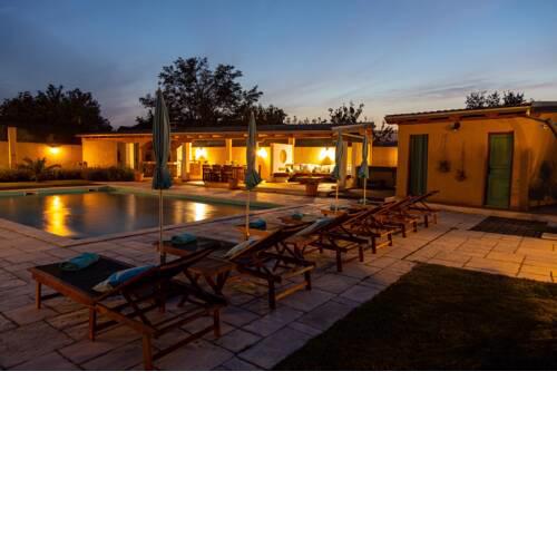 Luxury 4 bedroom villa Dalmatia with pool, jacuzzi, sauna and tennis court