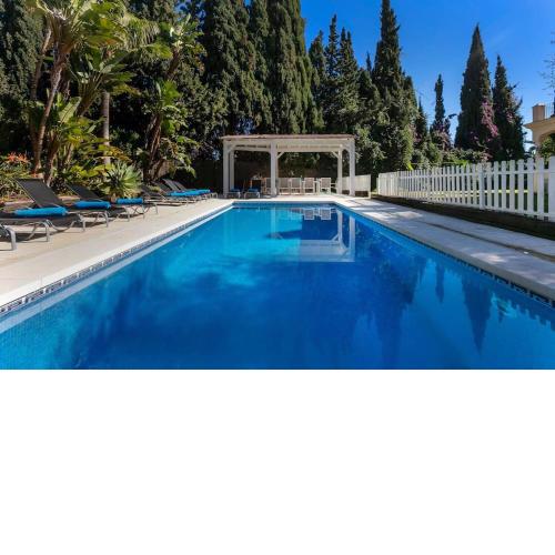 Luxury 6 Bedroom Villa, Marbella