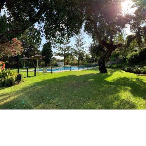 Luxury Apartm Brand newSwimming PoolGolf Beach