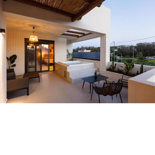 Luxury Apartment - Private Jacuzzi - 200m from beach & 5km from city center