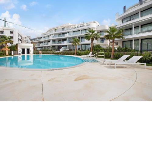 Luxury apartment in Higueron West
