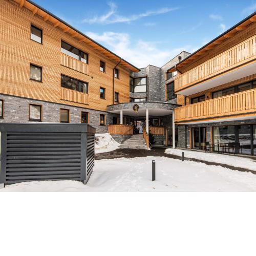 Luxury Apartment in Rauris directly on the Slopes
