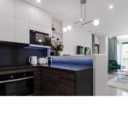 Luxury apartment Los Almendros, Puerto Banus, Marbella