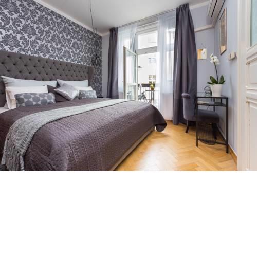 Luxury Apartment Maiselova