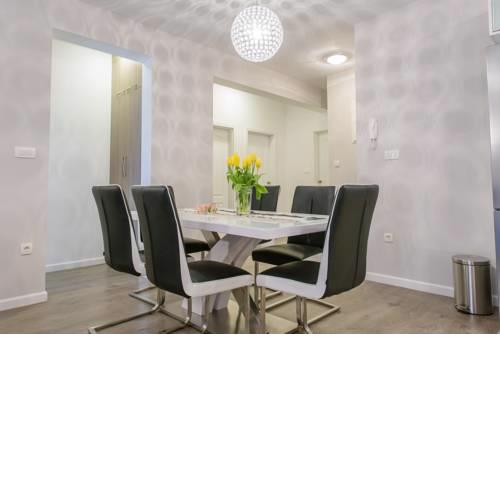 Luxury apartment Podstrana
