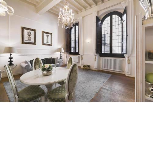 Luxury Apartment Rucellai